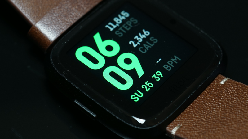 Illustration for article titled The Fitbit Versa Is the First Real Bargain Smartwatch